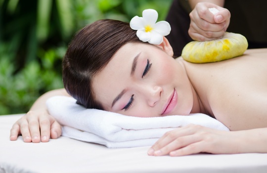 Booking Thai Herbal Compress Therapy (Nuad Pracob) + Foot Scrub 90 Minutes for $145